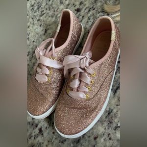 Super cute. Rose gold Kate spade glitter keds